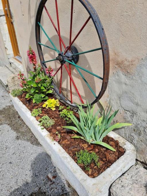 Gite Du Bibicherat Largillay-Marsonnay Extérieur photo